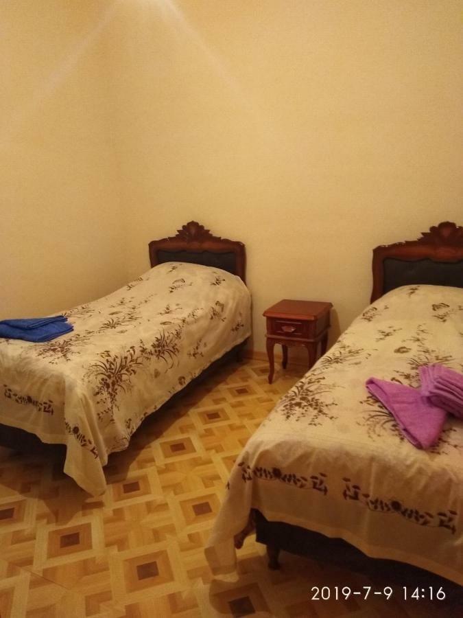 NNN Guest House Goris Extérieur photo
