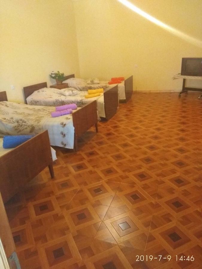 NNN Guest House Goris Extérieur photo